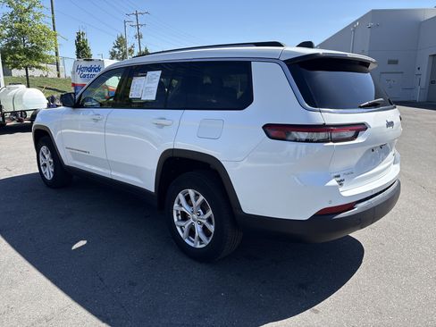 Used 2022 Jeep Grand Cherokee L Limited image 7