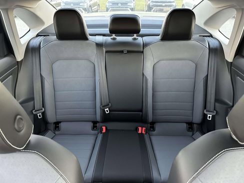 New 2026 Volkswagen Jetta SE image 14