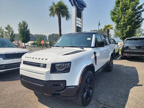 New 2026 Land Rover Defender 110 X-Dynamic SE AWD/4WD image 1
