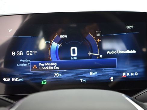 New 2025 Chevrolet Equinox EV LT FWD image 29