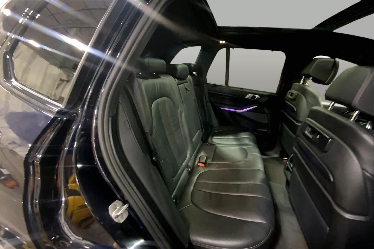 Used 2022 BMW X5 M50i w/ Executive Package AWD/4WD image 20