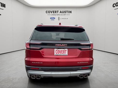 Used 2026 GMC Acadia Elevation w/ Elevation Premium Package FWD image 4