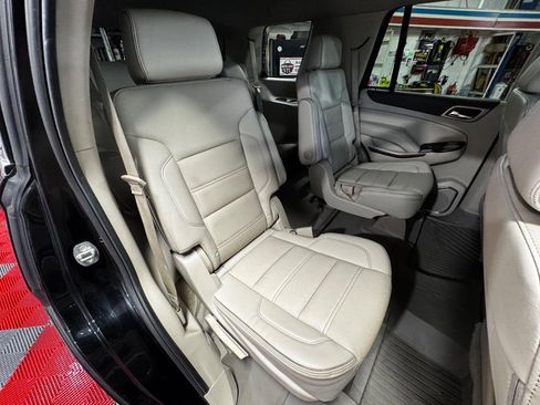 Used 2019 GMC Yukon Denali w/ Denali Ultimate Package image 10