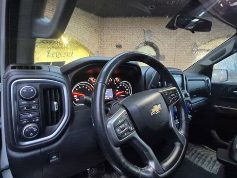 Used 2019 Chevrolet Silverado 1500 LT w/ All-Star Edition image 10