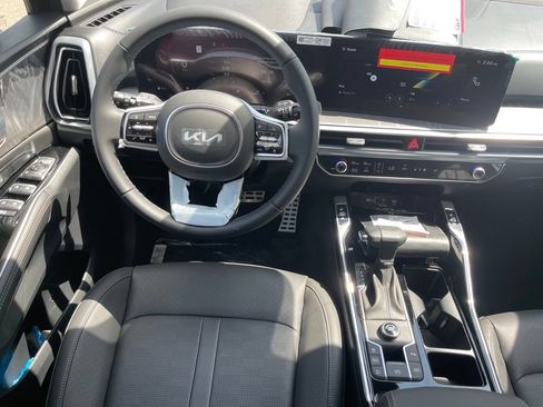 New 2025 Kia Sorento SX FWD image 14