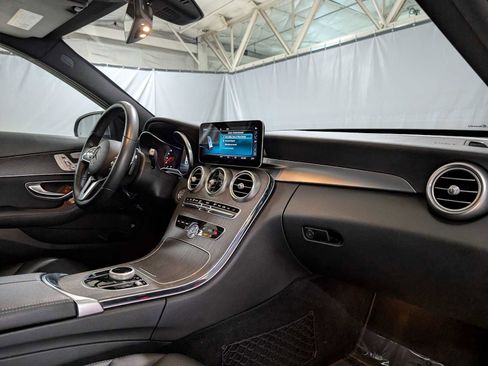 Used 2019 Mercedes-Benz C 300 Sedan image 11