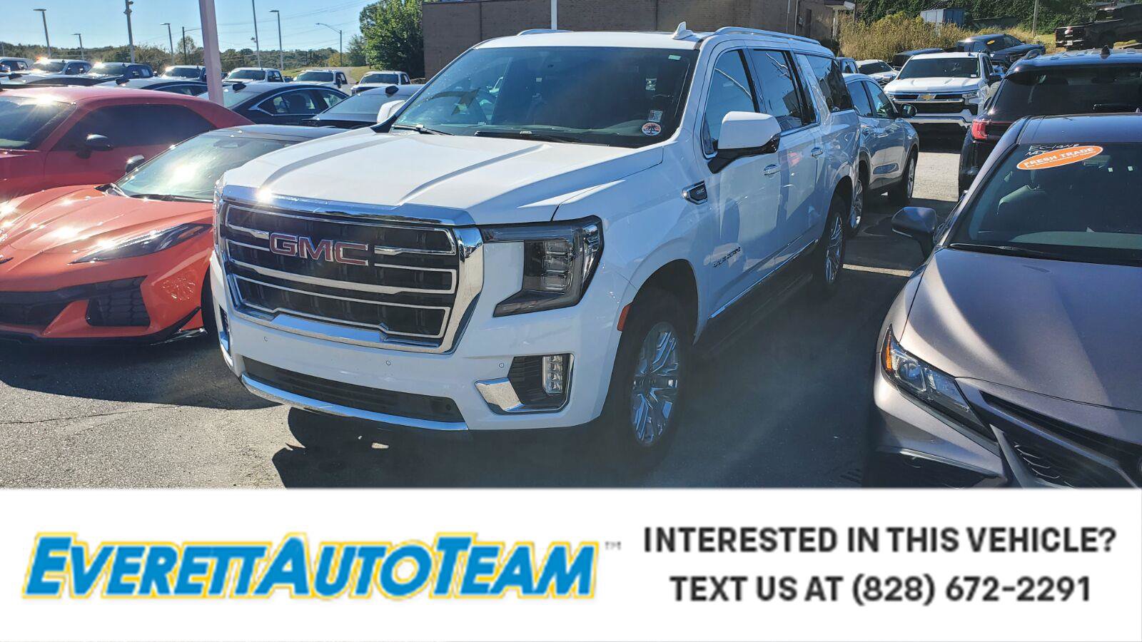 Used 2022 GMC Yukon XL SLT w/ SLT Premium Package AWD/4WD image 1
