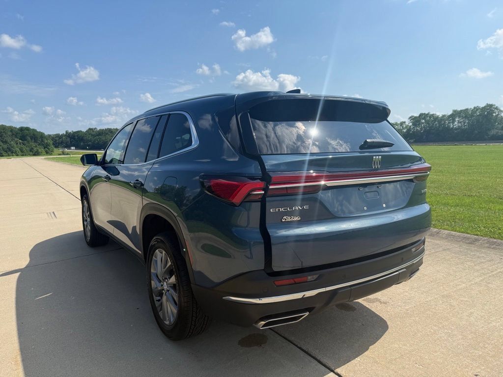Used 2025 Buick Enclave Preferred w/ LPO, Floor Liner Package FWD image 8