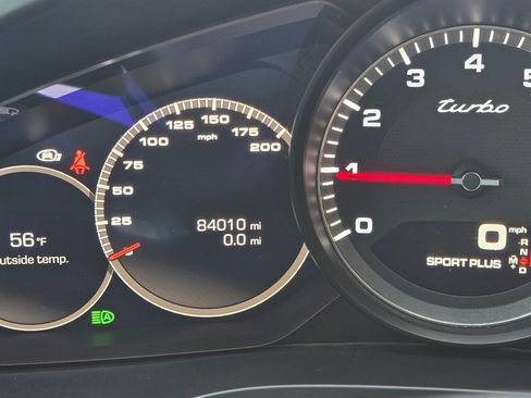 Used 2020 Porsche Cayenne Turbo AWD/4WD image 5