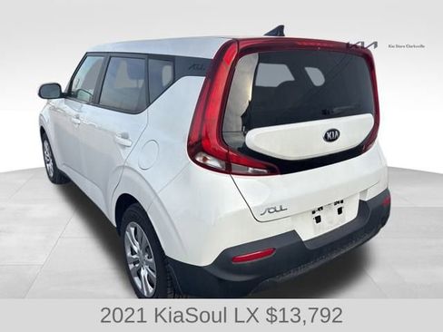 Used 2021 Kia Soul LX image 6