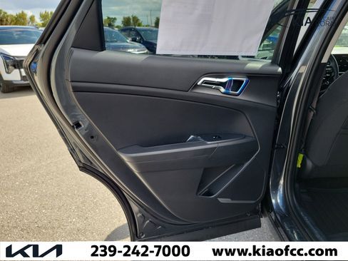 New 2026 Kia Sportage LX image 14