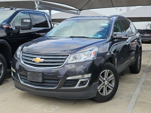 Used 2015 Chevrolet Traverse LT image 5