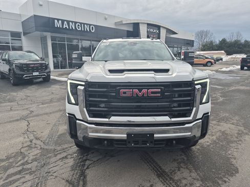 Used 2026 GMC Sierra 3500 Pro image 20