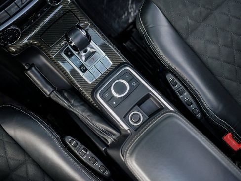 Used 2018 Mercedes-Benz G 550 Squared image 34