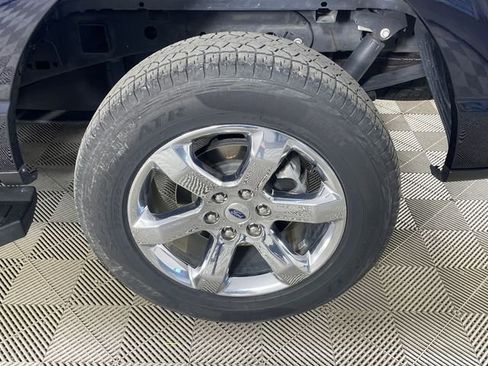Used 2022 Ford F150 Lariat w/ Equipment Group 502A High AWD/4WD image 18