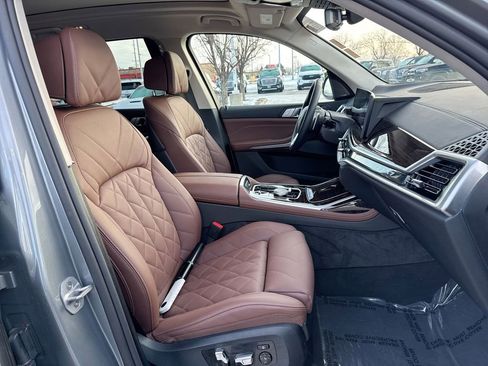 Used 2026 BMW X7 xDrive40i image 29