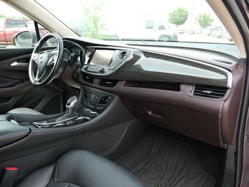 Used 2017 Buick Envision Essence FWD image 32
