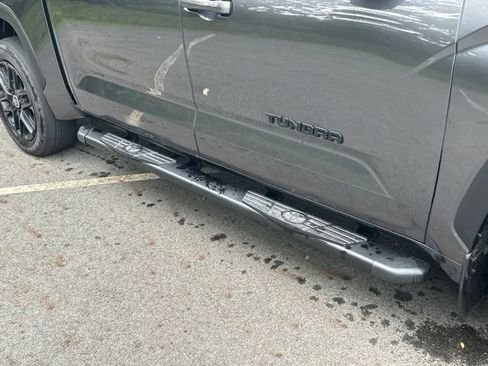 Used 2024 Toyota Tundra Limited AWD/4WD image 17