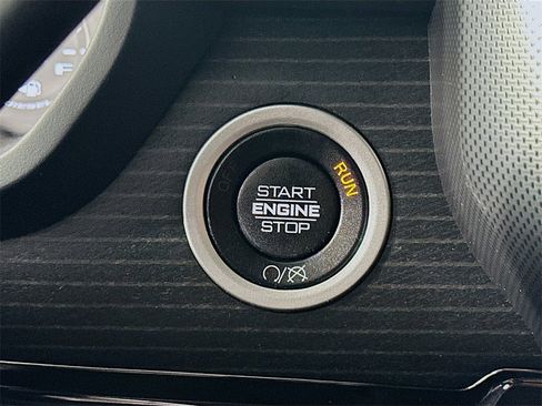 Used 2022 RAM 2500 Limited image 26