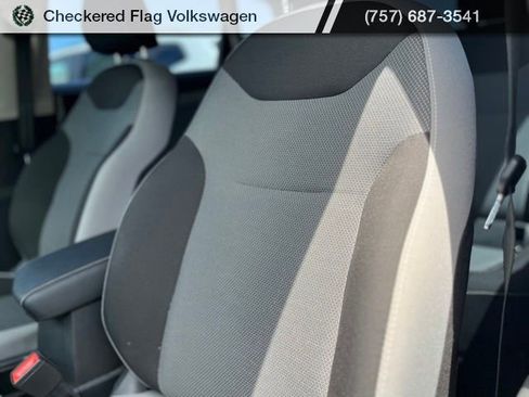 Used 2022 Volkswagen Taos S AWD/4WD image 21