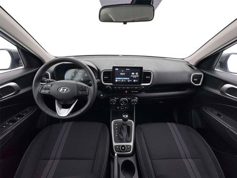 New 2026 Hyundai Venue SEL FWD image 13