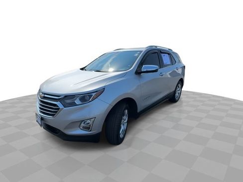 Used 2020 Chevrolet Equinox Premier AWD/4WD image 4