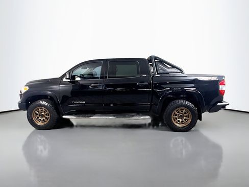 Used 2017 Toyota Tundra SR5 image 6