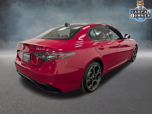 Used 2026 Alfa Romeo Giulia AWD image 4