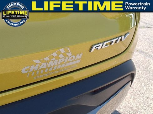 Used 2025 Chevrolet Trax ACTIV FWD image 10