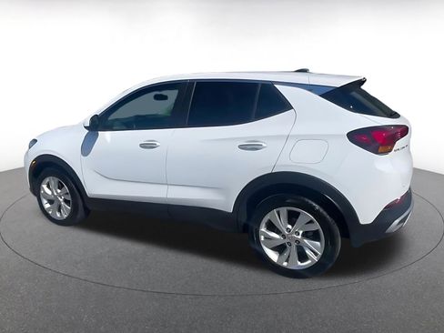 Used 2025 Buick Encore GX Preferred FWD image 11