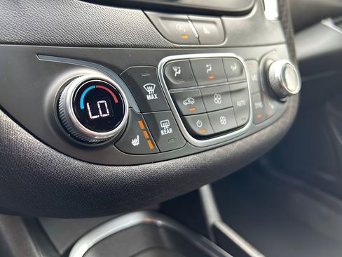 Used 2024 Chevrolet Malibu LT image 23