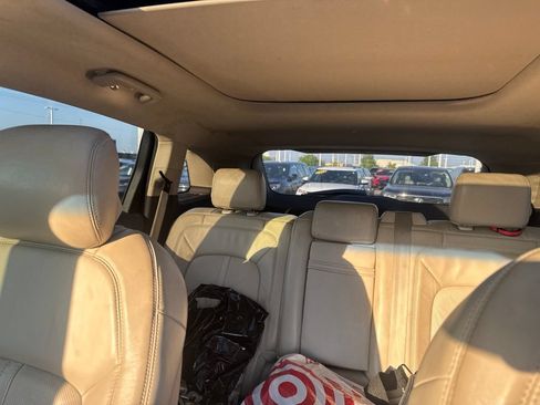 Used 2016 Lincoln MKX Reserve w/ Luxury Package AWD/4WD image 13