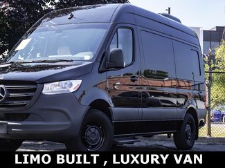 Used 2023 Mercedes-Benz Sprinter 2500 video 2