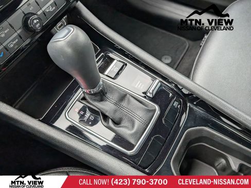 Used 2023 Jeep Compass Altitude image 16