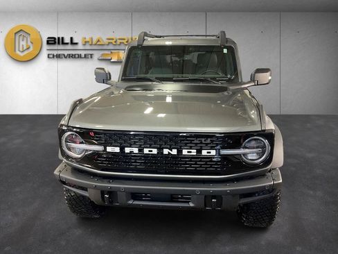Used 2024 Ford Bronco Wildtrak image 8