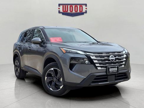 Used 2026 Nissan Rogue SV AWD/4WD image 1