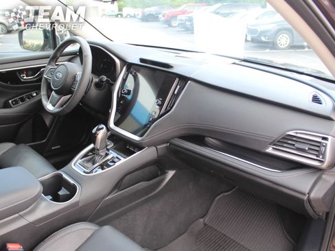 Used 2024 Subaru Outback Touring XT AWD/4WD image 30