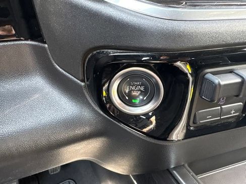 Certified 2025 Chevrolet Silverado 1500 LTZ w/ LTZ Premium Package AWD/4WD image 19