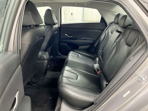 Used 2024 Hyundai Elantra Limited FWD image 24