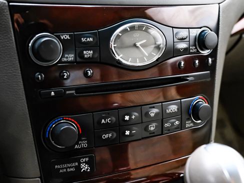 Used 2012 INFINITI G37 Limited Edition w/ Premium Pkg image 41