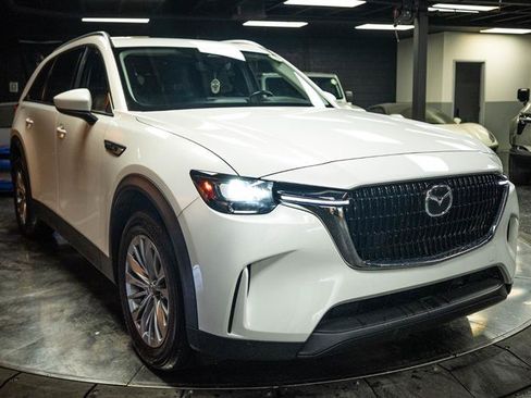 Used 2024 MAZDA CX-90 Plug-In Hybrid w/ Preferred AWD/4WD image 5
