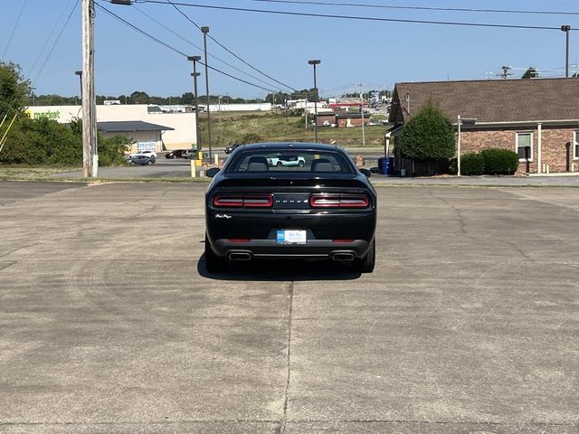 Used 2020 Dodge Challenger R/T RWD image 5