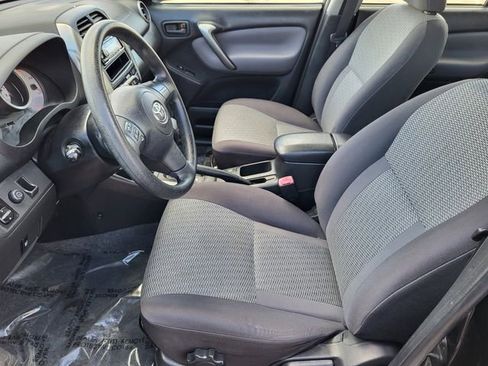 Used 2005 Toyota RAV4 4WD image 17