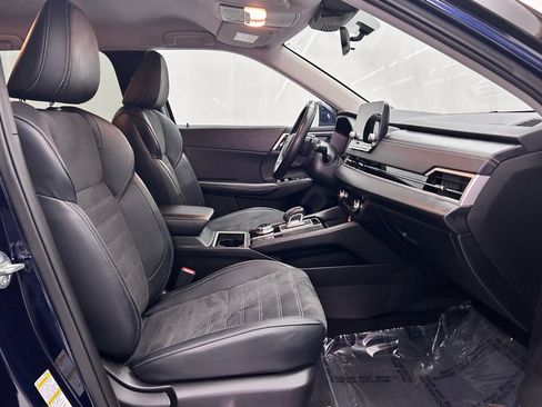 Used 2024 Mitsubishi Outlander SE image 27