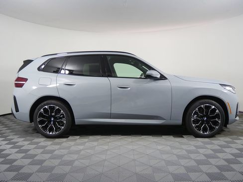 Used 2026 BMW X3 xDrive30i w/ M Sport Package AWD/4WD image 2