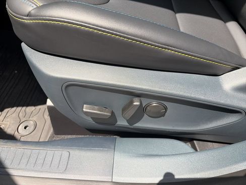 New 2026 Ford Maverick Lobo AWD/4WD image 13