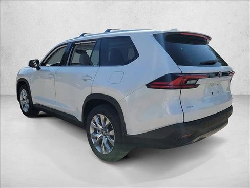 New 2026 Toyota Grand Highlander Limited image 7