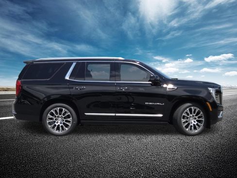 New 2026 GMC Yukon Denali w/ Denali Reserve Package AWD/4WD image 22