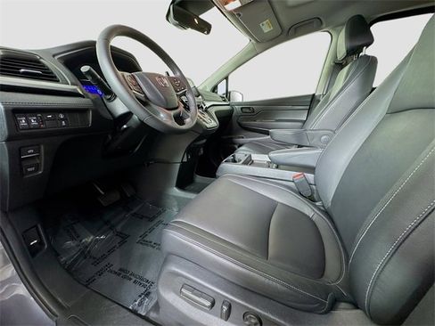 Used 2024 Honda Odyssey EX-L image 18