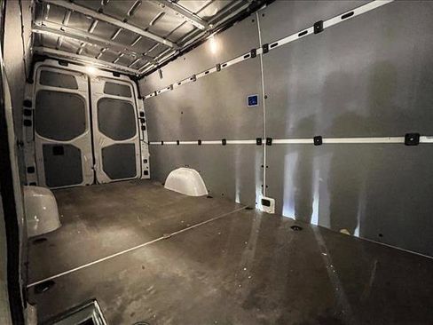 Used 2025 Mercedes-Benz Sprinter 2500 image 19